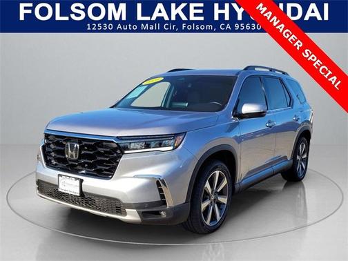 2023 Honda Pilot Touring