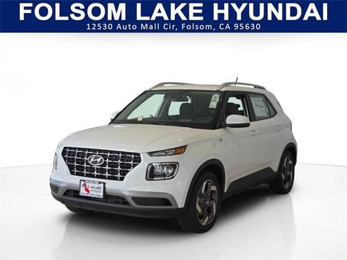 2025 Hyundai VENUE SEL