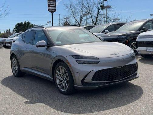 2023 Genesis GV60 Advanced