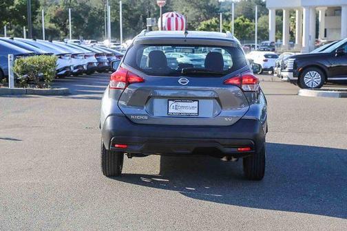 Gun Metallic 2019 Nissan Kicks SV
