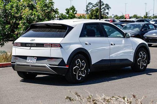 White 2023 Hyundai IONIQ 5 SEL