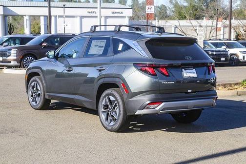 2026 Hyundai TUCSON SEL