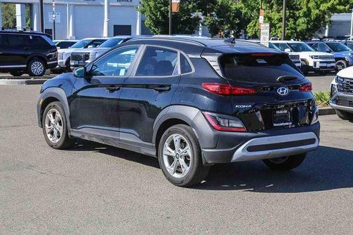 Abyss Black Pearl 2023 Hyundai KONA SEL