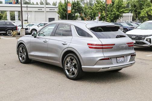 Savile Silver 2023 Genesis Electrified GV70 Advanced