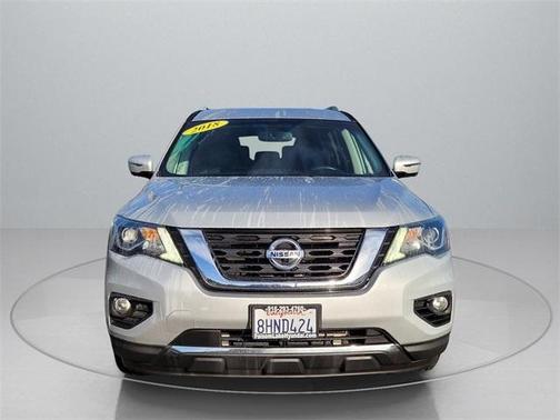 2018 Nissan Pathfinder SL