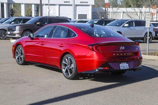 Red 2023 Hyundai SONATA SEL Plus