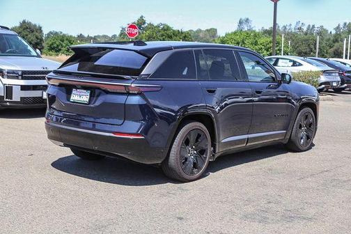 Fathom Blue Pearlcoat 2024 Jeep Wagoneer S Launch Edition