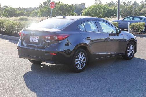 Jet Black Mica 2016 Mazda Mazda3 i Grand Touring