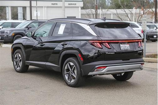 2025 Hyundai TUCSON Hybrid SEL Convenience