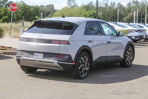 Cyber Gray 2024 Hyundai IONIQ 5 SEL