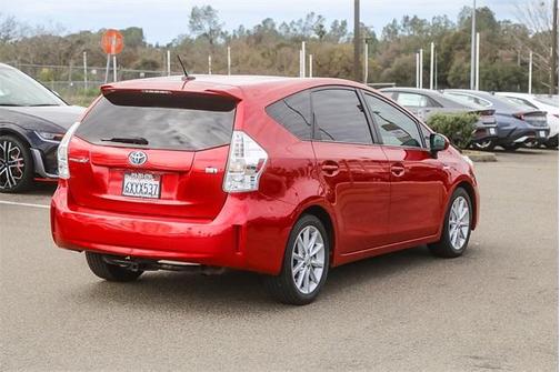 2012 Toyota Prius v Two