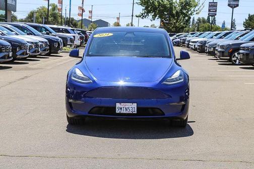 Deep Blue Metallic 2021 Tesla Model Y Long Range