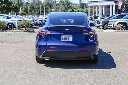 Deep Blue Metallic 2021 Tesla Model Y Long Range