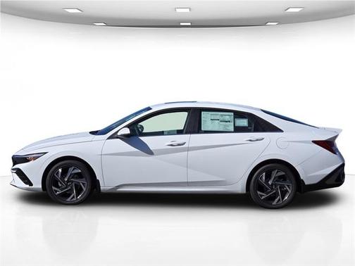 2025 Hyundai ELANTRA HEV Limited