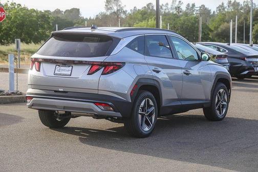 Shimmering Silver 2026 Hyundai TUCSON Plug-In Hybrid SEL