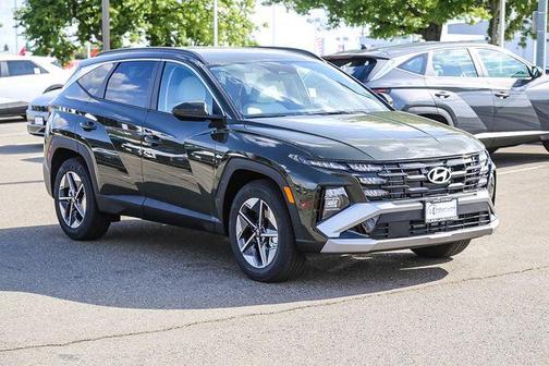 Green 2026 Hyundai TUCSON SEL