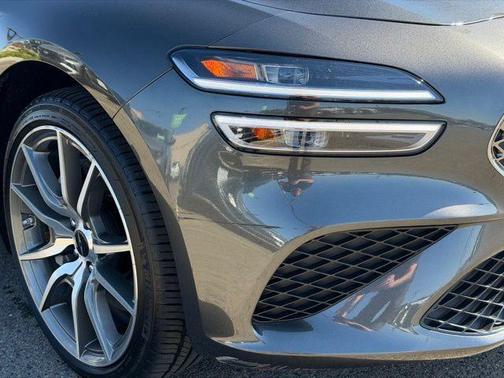 Makalu Gray 2025 Genesis G70 2.5T