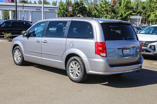Billet Silver Metallic Clearcoat 2014 Dodge Grand Caravan SXT