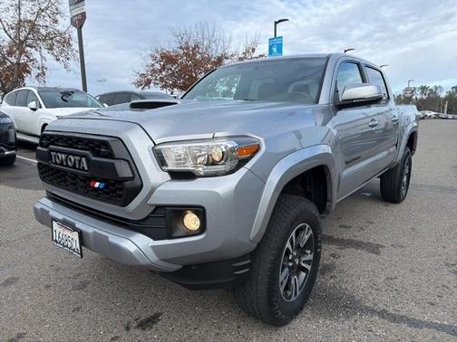 2017 Toyota Tacoma TRD Sport