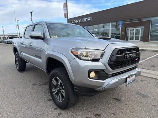 2017 Toyota Tacoma TRD Sport