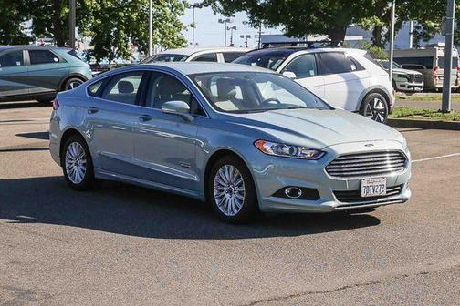 Ice 2014 Ford Fusion Energi SE Luxury