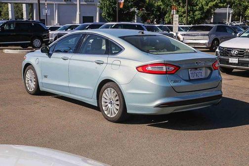 Ice 2014 Ford Fusion Energi SE Luxury