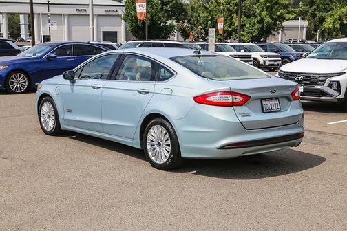 Ice 2014 Ford Fusion Energi SE Luxury