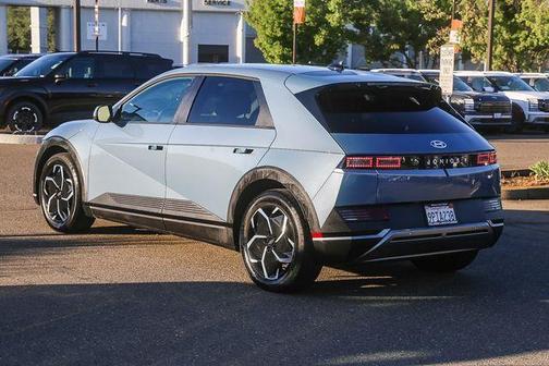 2024 Hyundai IONIQ 5 SEL
