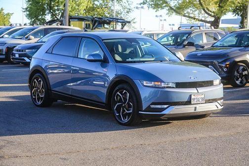 2024 Hyundai IONIQ 5 SEL