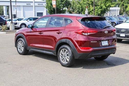 Ruby Wine 2017 Hyundai TUCSON SE