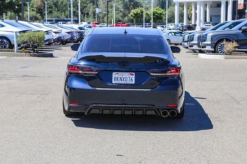 Aqua 2019 Toyota Camry SE