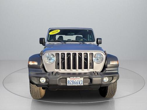 2020 Jeep Gladiator Sport