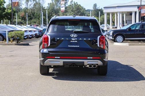 Abyss Black Pearl 2025 Hyundai PALISADE SEL Premium
