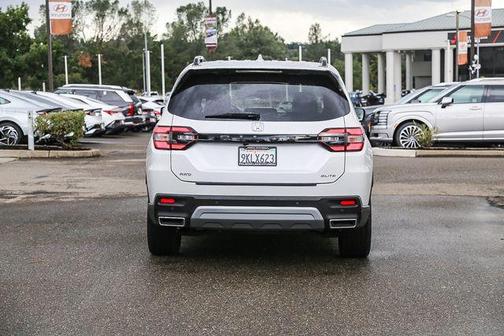 Platinum White Pearl 2024 Honda Pilot Elite