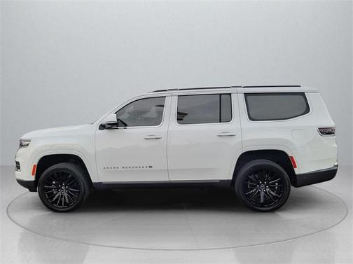 2022 Jeep Grand Wagoneer Series III