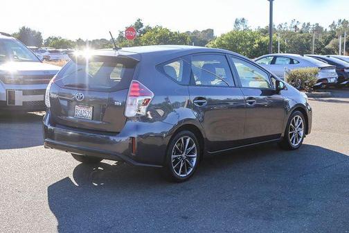 Magnetic Gray Metallic 2017 Toyota Prius v Five