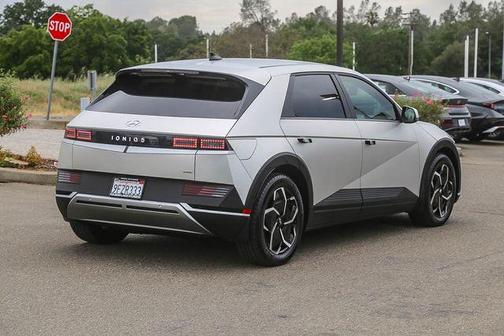 2023 Hyundai IONIQ 5 SEL