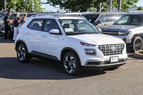 Lunar White 2026 Hyundai VENUE SEL