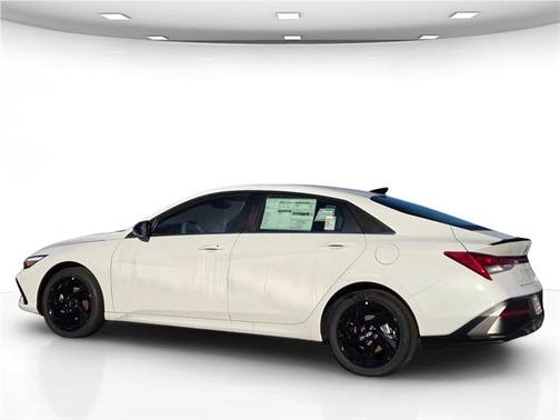 2026 Hyundai ELANTRA SEL