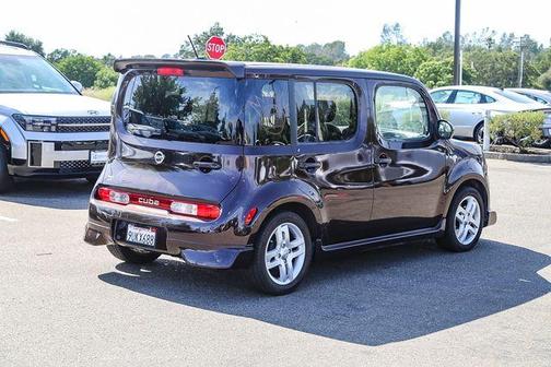 Bitter Chocolate Pearl 2009 Nissan Cube 1.8 SL