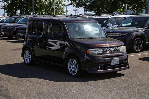 Bitter Chocolate Pearl 2009 Nissan Cube 1.8 SL