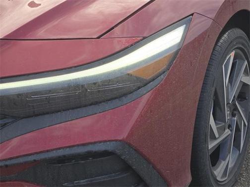 2025 Hyundai ELANTRA HEV SEL Sport