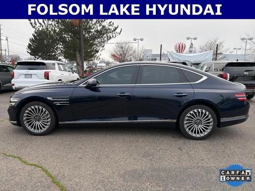 2023 Genesis Electrified G80 Base