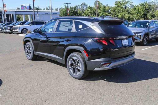 Phantom Black 2026 Hyundai TUCSON SEL