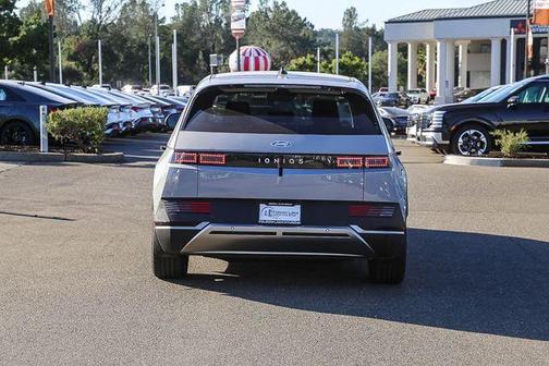Cyber Gray 2024 Hyundai IONIQ 5 SEL