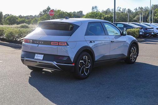 Cyber Gray 2024 Hyundai IONIQ 5 SEL