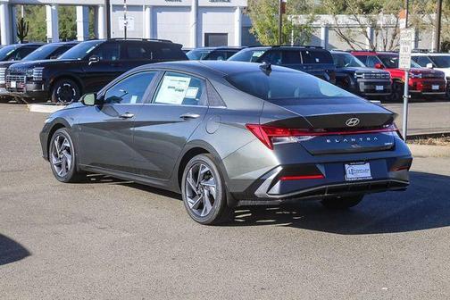 Amazon Gray 2026 Hyundai ELANTRA Limited