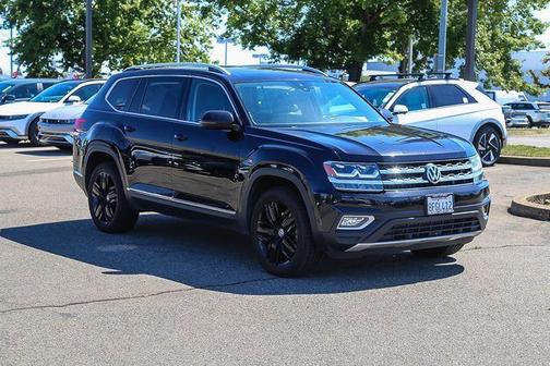 Deep Black Pearl Effect 2018 Volkswagen Atlas 3.6L SEL Premium