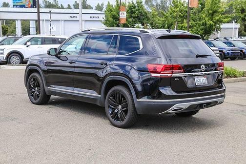 Deep Black Pearl Effect 2018 Volkswagen Atlas 3.6L SEL Premium