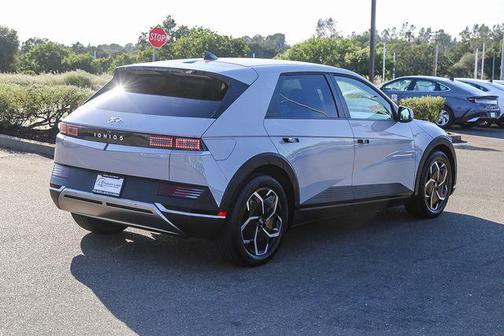 Cyber Gray 2024 Hyundai IONIQ 5 SEL